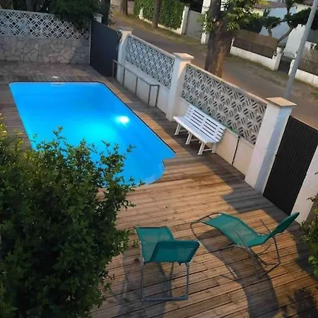 Maison De Charme Avec Piscine Сasa de vacaciones *