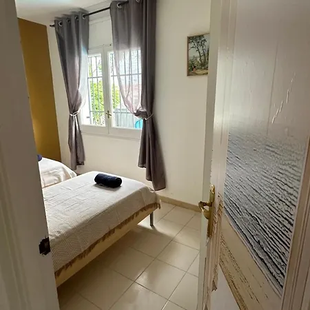 Maison De Charme Avec Piscine Сasa de vacaciones Ampuriabrava